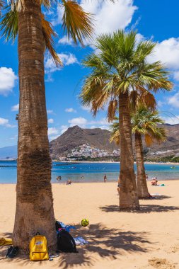 Santa Cruz, Tenerife, 24 Haziran 2022. Playa de las Teresitas, Santa Cruz de Tenerife, Kanarya Adaları. Yüksek kalite fotoğraf