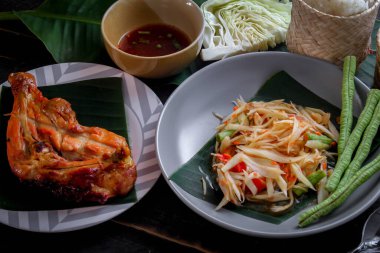 Tayland ve Asya 'da hem Tayland yemekleri, 