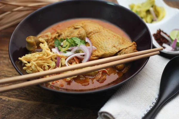 Північний Тайський Стиль Curried Noodle Soup Chicken Або Називаємо Khao — стокове фото