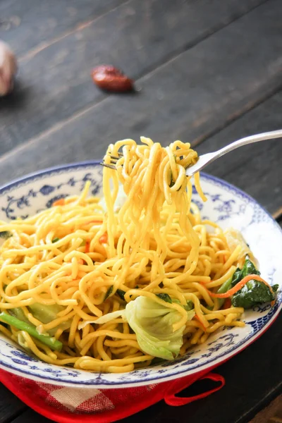 Yakisoba Nourriture Japonaise Dans Bol Motifs Style Asiatique — Photo