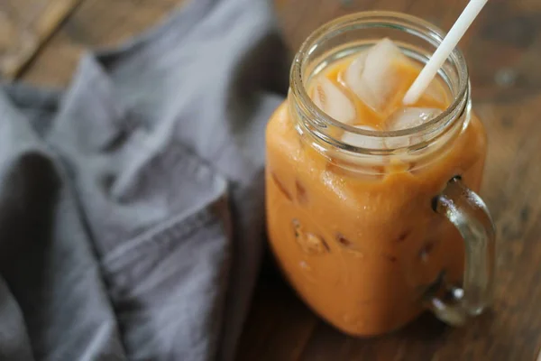 Milk Tea Thai Tea Served Wooden Table — Stock Photo, Image