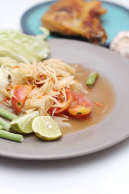 Tayland papayası salatası ya da Taylandca 'da 