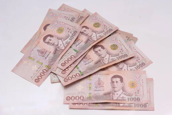 1000 Baht Thajské Bankovky Umístěné Bílém Pozadí — Stock fotografie