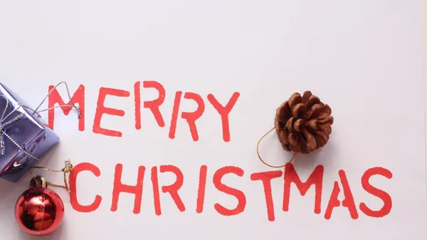 Yazılı Sözler Mutlu Noeller Noel Süsleriyle — Stok fotoğraf