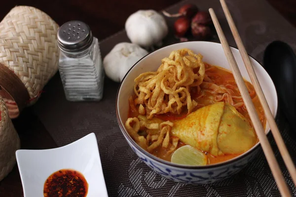 Таїландська Їжа Північний Стиль Кучерявий Суп Noodle Або Називаємо Тайському — стокове фото