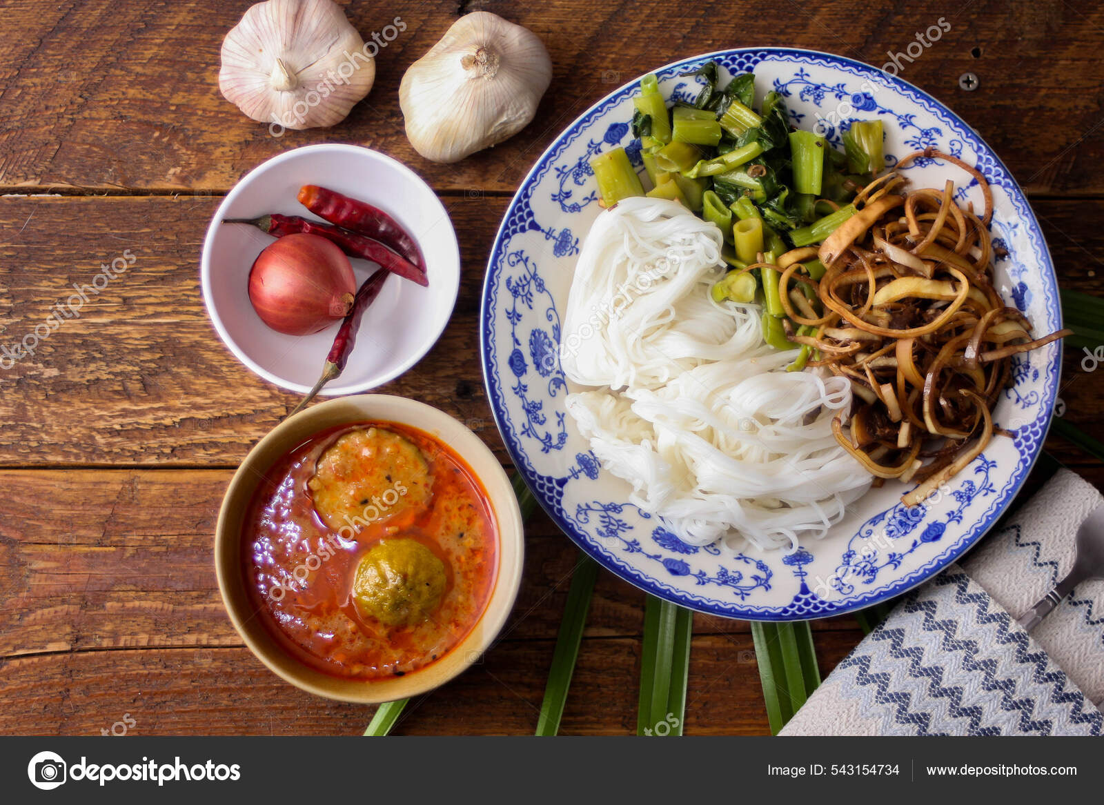 Thai Rice Noodle Peanut Sauce Served White Plate Wooden Table Stock