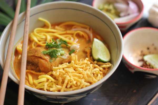 Khao Soi Przepis Khao Soi Khao Soi Kai Thai Noodles — Zdjęcie stockowe