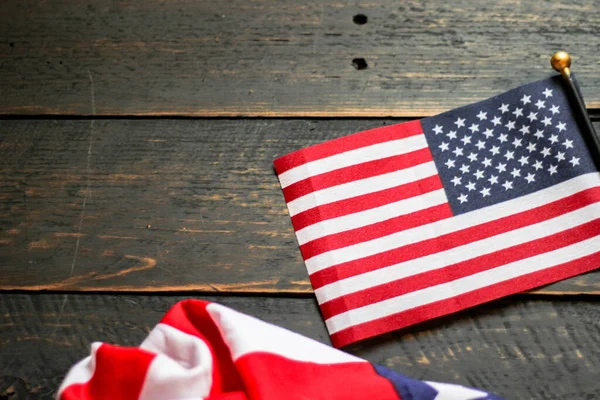 Americká Vlajka Černé Dřevěné Podlaze Osvětlené Zezadu Usa — Stock fotografie