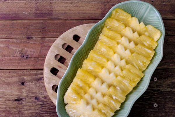 Ananasscheiben Asiatischen Stil Auf Dem Holzgrund Asien — Stockfoto