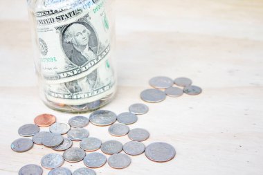 Reçel kavanozları, aile birikimleri, fakir insanların tasarrufları..