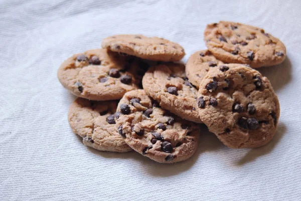 Raisin Cookies Placed White Paper — Stockfoto