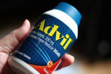 Washington, ABD: 25 Mayıs 2022 - ağrı kesici ibuprofen tabletleri 200 mg advil, Amerika 'nın en popüler ağrı kesici.