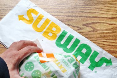 WASHINGTON, ABD - 20 Mart 2022 Metro Sandviçleri Subway, ABD 'de çok popüler bir fast food restoranıdır..