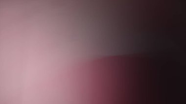 Soyut bulanık arkaplan, kırmızı, pembe, beyaz duygu, sevgi, romantizm, parlaklık, tatlılık ve kadınlık verir.