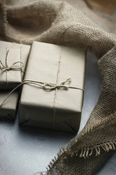 Gift Box Wrapped Brown Recycled Paper Placed White Table — Zdjęcie stockowe