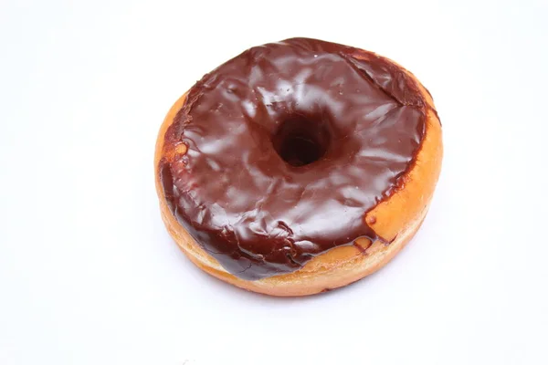 Chocolade Donuts Gelegd Een Witte Achtergrond — Stockfoto