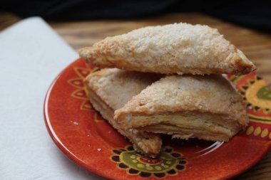 Apple, Apple Pie, Portakal Tabağı 'nda servis edilen, Apple, Amerika' da popüler bir yemektir..