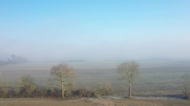 Güzel Ban Gioc şelaleleri Çin, Asya, Kuzey Vietnam sınırında, Cao Bang 'de, yazın, güneşli bir günde Lang Son' a doğru.