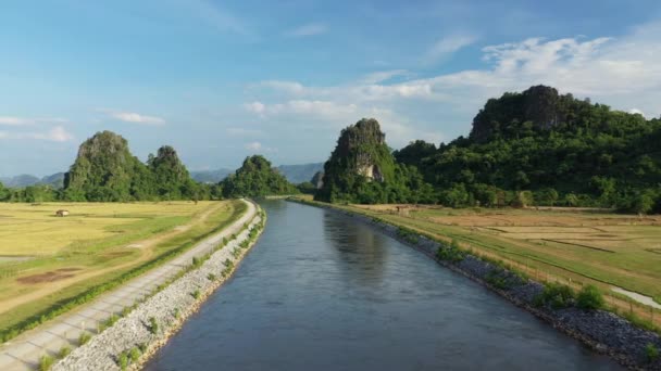 Canal Middle Laotian Countryside Asia Laos Khammouane Thakek Sunny Day — Stock Video