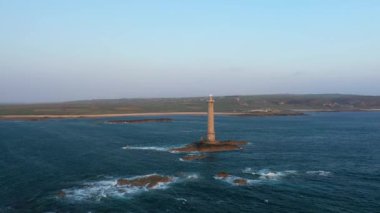 Kırsalın ortasındaki Khone Şelalesi ve Asya 'daki Mekong, Laos, Champassak, güneşli bir günde 4000 ada Don Det..