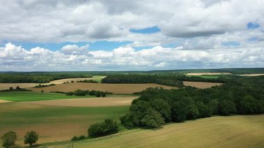 Sanguinaires Adaları, kayalık tepelerin eteklerinde, Avrupa 'da, Fransa' da, Korsika 'da, Ajaccio' ya doğru, Akdeniz kıyılarında, yazın, güneşli bir günde,.