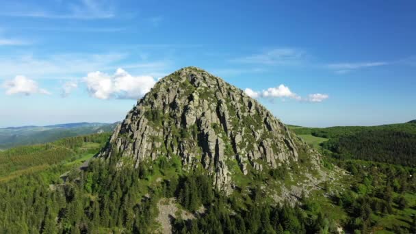 Cume Rochoso Mont Gerbier Jonc Campo Francês Europa França Ardeche — Vídeo de Stock