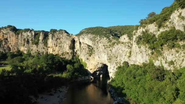 Calvi Városa Középkori Erődje Zöld Hegyek Lábánál Európában Franciaországban Korzikán — Stock videók