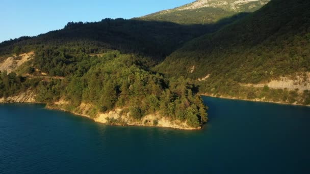 Groene Oevers Van Het Lac Castillon Europa Frankrijk Provence Alpes — Stockvideo