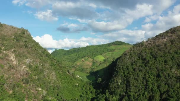 Montanhas Verdes Campo Suas Florestas Ásia Laos Direção Luang Prabang — Vídeo de Stock