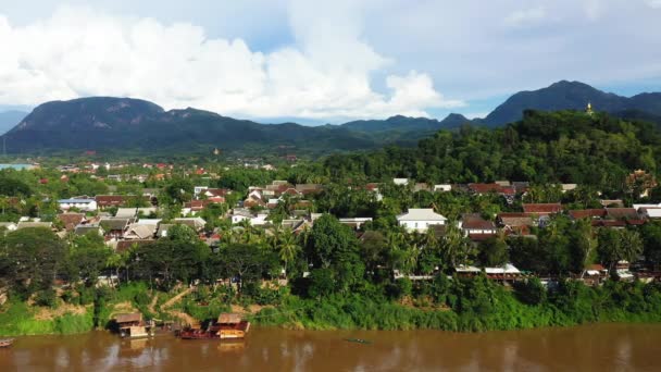 Centrum Města Uprostřed Zelené Krajiny Asii Laos Luang Prabang Létě — Stock video