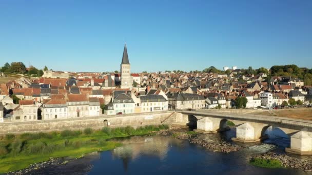 Charite Sur Loire Και Μεσαιωνικό Κέντρο Της Πόλης Στην Ευρώπη — Αρχείο Βίντεο