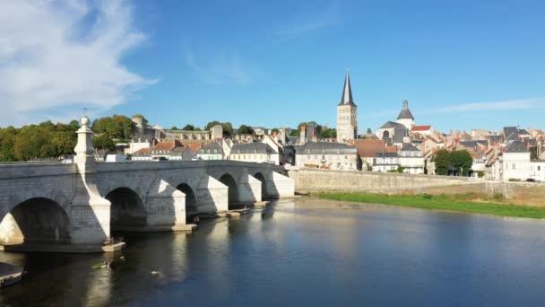Loire Charite Sur Loire Bridge Europe France Burgundy Nievre Summer — Stockvideo