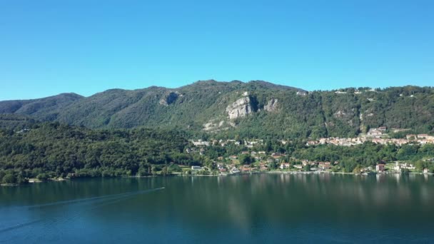 Das Belvedere Alzo Pella Inmitten Der Grünen Landschaft Orta See — Stockvideo