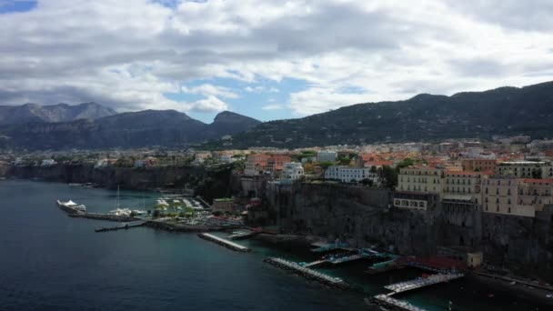 Güneşli Bir Yaz Gününde Sorrento Şehrinde Avrupa Talya Campania Daki — Stok video