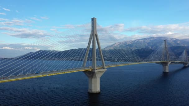 Tłuczek Mostu Rion Antirion Patras Europie Pomiędzy Środkową Grecją Peloponezem — Wideo stockowe