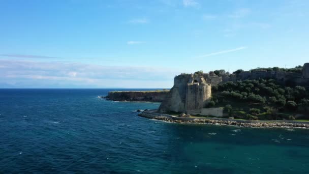 Вежа Замку Короні Біля Середземного Моря Європі Греції Пелопоннесі Мані — стокове відео
