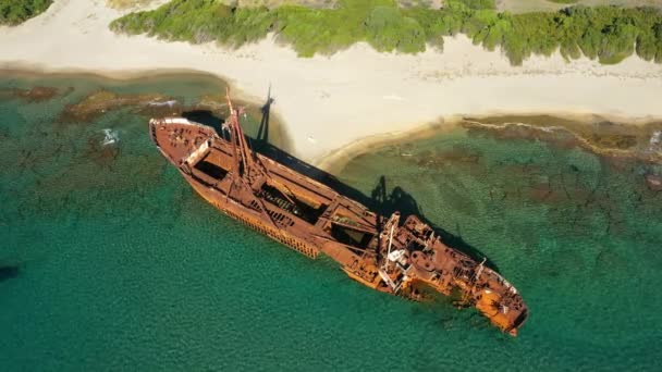 Birds Eye View Dimitrios Wreck Europe Greece Peloponnese Mani Gythio — Stock Video