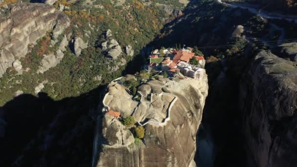 Монастырь Ага Триада Наблюдаемый Сверху Европе Греции Фессалии Осенью Солнечный — стоковое видео