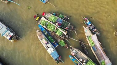 Asya, Vietnam, Mekong Deltası 'ndaki Ha Tien' in kumlu güzel plajı, güneşli bir yaz gününde Ho Chi Minh şehrine doğru..