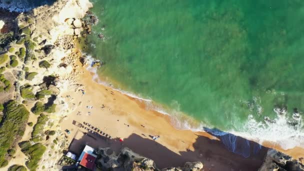 Klify Pięknego Wybrzeża Algarve Europa Portugalia Algarve Kierunku Albufeira Lecie — Wideo stockowe