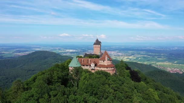 Haut Koenigsbourg Castle Forest Green Countryside Europe France Alsace Bas — 비디오