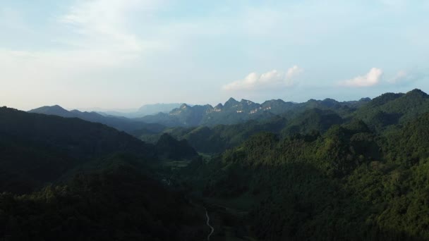 Зеленые Карстовые Горы Азии Севере Вьетнама Цао Банге Сторону Ланг — стоковое видео
