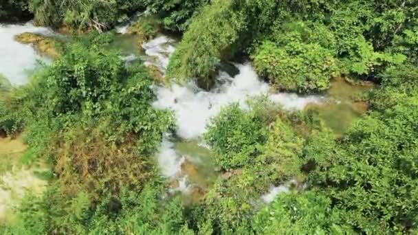 アジア 北ベトナムとの国境にある美しい潘Gioc滝 曹操バン ラングソン 夏には晴れた日に — ストック動画