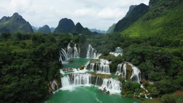 Vackra Ban Gioc Vattenfall Gränsen Till Kina Asien Norra Vietnam — Stockvideo