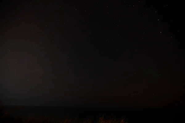 Krásná noční fotografie hvězd a oblohy — Stock fotografie