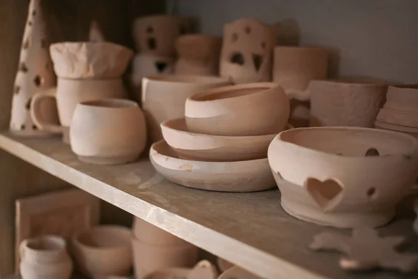 Clay ürünleri atölyede.