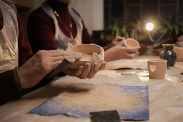 Human Sculptor Makes Clay Product His Own Hands — Stock Photo, Image