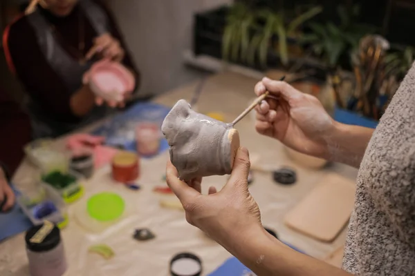 Human Sculptor Makes Clay Product His Own Hands — Stok fotoğraf