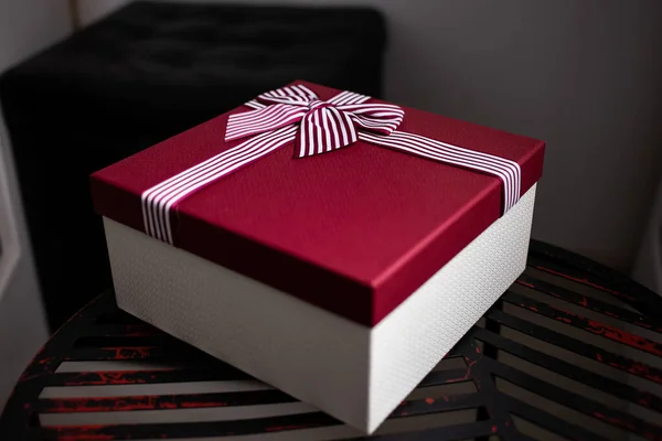 Beautiful Red Box Gift Wrapping — Stock Photo, Image