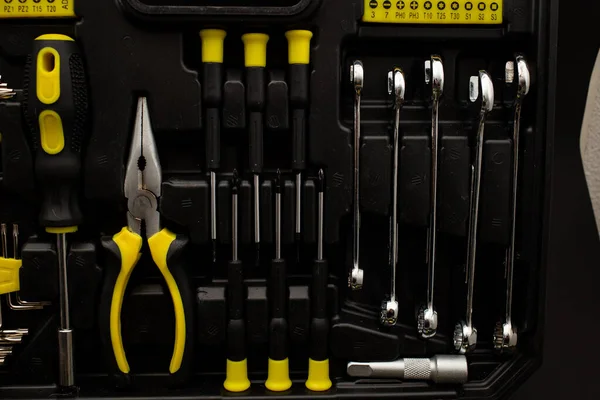 Toolbox Various Devices Sizes Black Background Detailed Shot — Stock Photo, Image